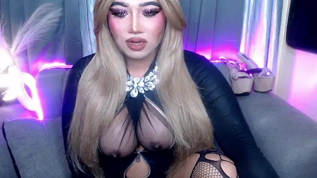 Snapshot of DOMINANT_10inchsCOCK chatting on December 2025 01:33:01 AM DOMINANT 10inchsCOCK online show from December 2025 01:33:01 AM