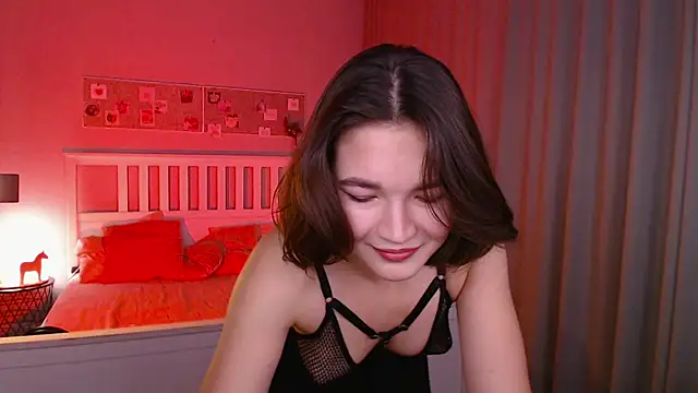 Snapshot of Halle_Berrry chatting on September 2025 12:27:02 PM Halle Berrry online show from September 2025 12:27:02 PM