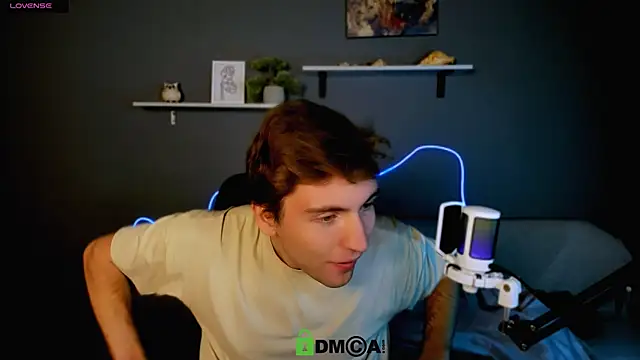 Snapshot of joseph_bear_ chatting on October 2025 08:20:02 PM joseph bear online show from October 2025 08:20:02 PM