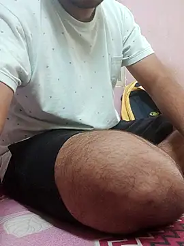 Snapshot of riyamore9623 chatting on November 2025 08:03:01 AM riyamore9623 online show from November 2025 08:03:01 AM