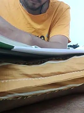 Snapshot of riyamore9623 chatting on February 2026 09:17:01 AM riyamore9623 online show from February 2026 09:17:01 AM