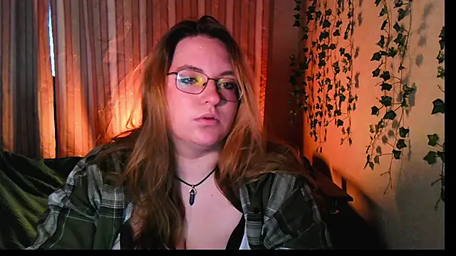 ZayaRush online show from October 2025 01:23:01 PM