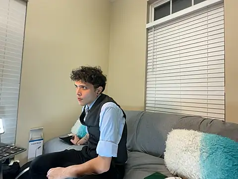 Snapshot of MaxAdamz chatting on December 2025 05:36:02 AM MaxAdamz online show from December 2025 05:36:02 AM