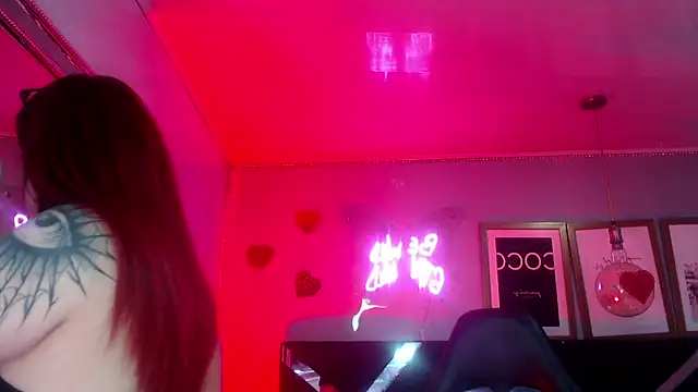 Red Bunny v online show from May 2026 01:08:01 PM