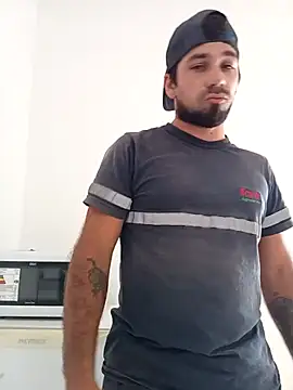 Snapshot of Lushakuiron1 chatting on February 2026 01:37:02 PM Lushakuiron1 online show from February 2026 01:37:02 PM