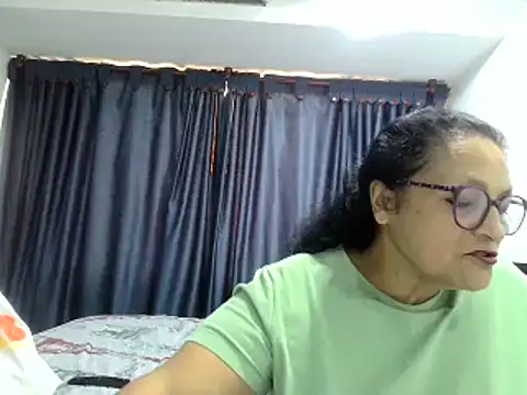  Cristal online show from November 2025 06:18:02 PM