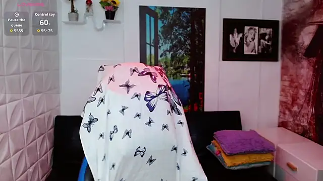 Eva Roussell online show from March 2026 02:23:02 PM