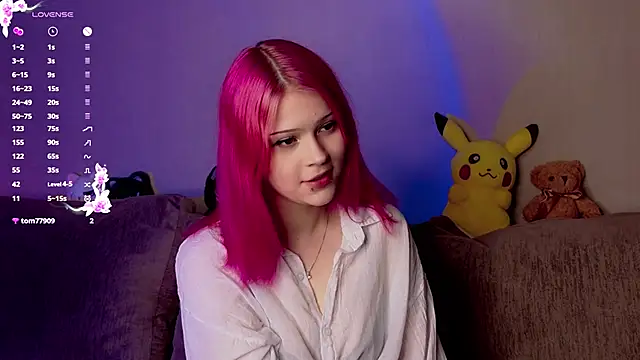 RavenKitten  online show from April 2026 02:20:02 AM