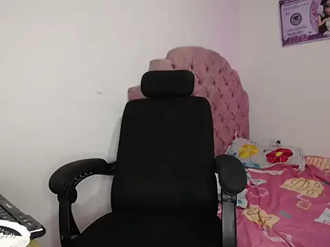 Snapshot of brutal_dirty_sex chatting on November 2025 06:30:02 PM brutal dirty sex online show from November 2025 06:30:02 PM