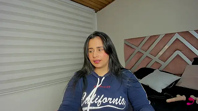  adahara queen online show from November 2025 04:57:01 AM