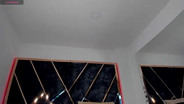 Snapshot of SusanaHenao chatting on September 2025 05:24:02 PM SusanaHenao online show from September 2025 05:24:02 PM