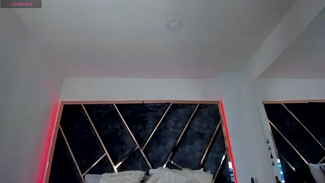 Snapshot of SusanaHenao chatting on November 2025 07:49:02 PM SusanaHenao online show from November 2025 07:49:02 PM