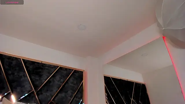 SusanaHenao online show from March 2026 05:31:01 PM