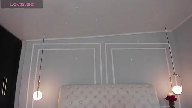 sakura Gomez online show from April 2026 07:33:01 PM