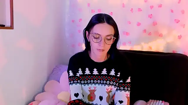 AuroraHans1 online show from December 2025 12:29:02 AM