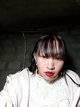 tcm-cute online show from November 2025 01:10:01 PM