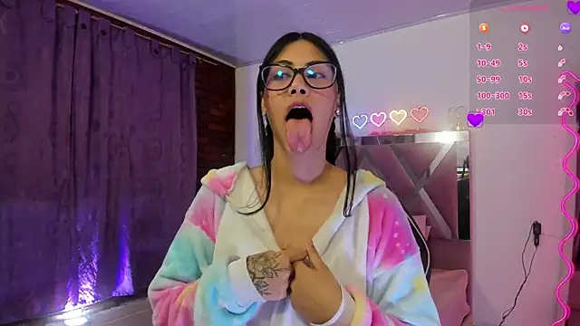 Snapshot of Babyvenu_tay chatting on February 2026 03:01:01 AM Babyvenu tay online show from February 2026 03:01:01 AM