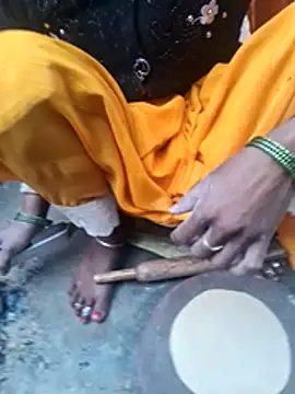 Snapshot of parmila203 chatting on February 2026 02:18:02 AM parmila203 online show from February 2026 02:18:02 AM