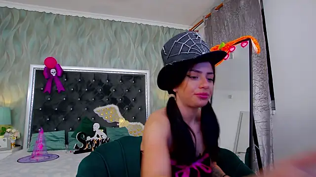 Anais Carter online show from October 2025 04:47:01 AM