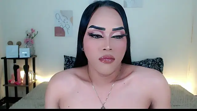 Lessandra Lust online show from October 2025 11:03:01 PM