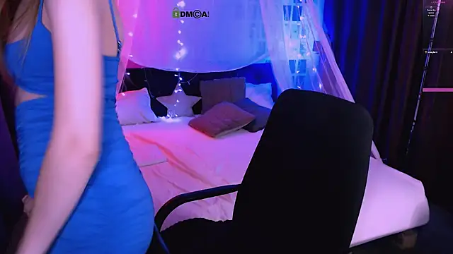 beauty ginger  online show from December 2025 03:04:01 AM