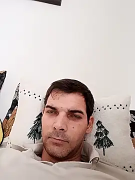 Snapshot of Michael9134 chatting on December 2025 09:15:02 AM Michael9134 online show from December 2025 09:15:02 AM