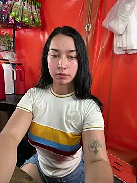 Sol Sunny online show from May 2026 09:33:02 PM