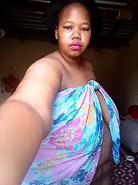 Snapshot of Curvycandy95 chatting on October 2025 04:59:02 AM Curvycandy95 online show from October 2025 04:59:02 AM