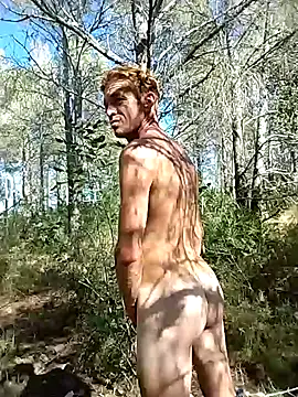 laroucheModel online show from October 2025 01:17:02 PM