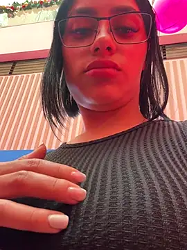 AlannaEvons online show from December 2025 09:31:02 PM