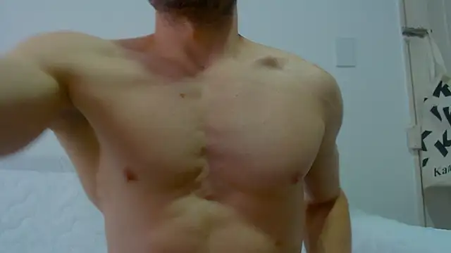 Snapshot of Rocky_Muscle chatting on May 2026 04:00:01 PM Rocky Muscle online show from May 2026 04:00:01 PM