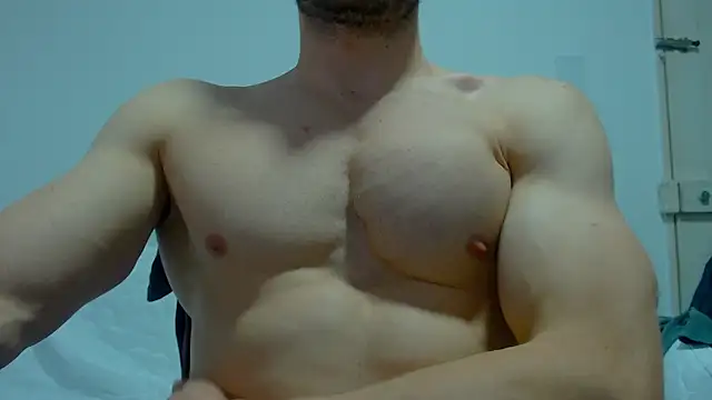 Snapshot of Rocky_Muscle chatting on May 2026 10:48:02 PM Rocky Muscle online show from May 2026 10:48:02 PM