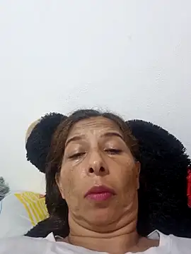 maleja23 online show from April 2026 12:48:02 AM