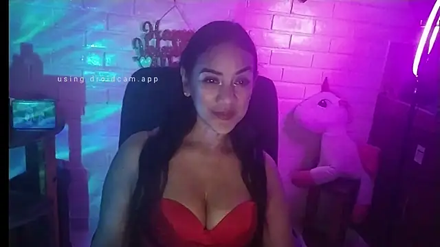 MiiaVelasquez online show from February 2026 05:28:02 AM