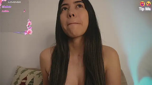 Roxybeautyy online show from March 2026 09:38:02 AM