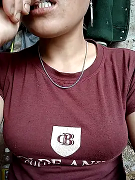 Snapshot of lomi-79 chatting on September 2025 05:18:01 AM lomi-79 online show from September 2025 05:18:01 AM