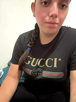 Snapshot of baddiexoxoxo23 chatting on September 2025 06:08:02 PM baddiexoxoxo23 online show from September 2025 06:08:02 PM