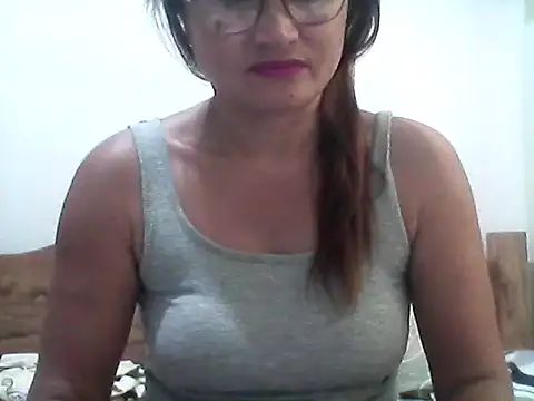 nathalie0045 online show from May 2026 11:23:01 PM