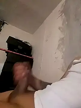 Snapshot of Arce92 chatting on December 2025 09:22:02 PM Arce92 online show from December 2025 09:22:02 PM