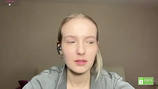 HongTomczak online show from February 2026 07:39:01 AM