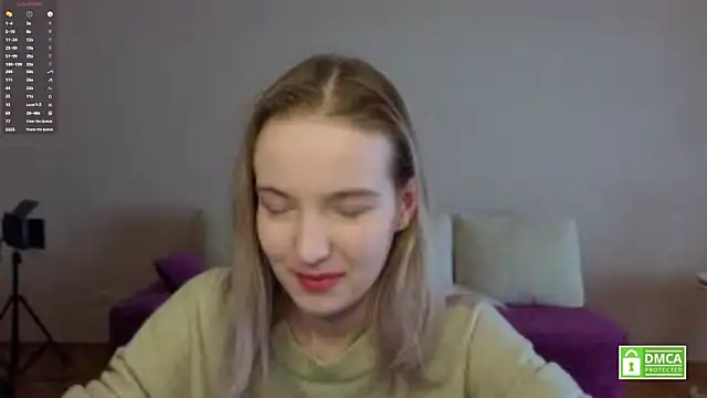 Snapshot of HongTomczak chatting on March 2026 08:41:01 AM HongTomczak online show from March 2026 08:41:01 AM