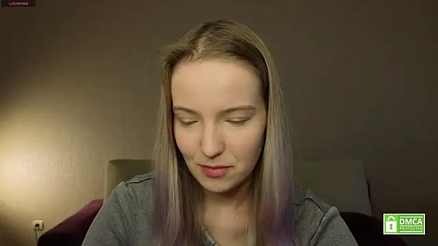 Snapshot of HongTomczak chatting on April 2026 07:39:01 AM HongTomczak online show from April 2026 07:39:01 AM