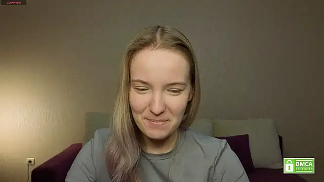 Snapshot of HongTomczak chatting on April 2026 08:20:02 AM HongTomczak online show from April 2026 08:20:02 AM