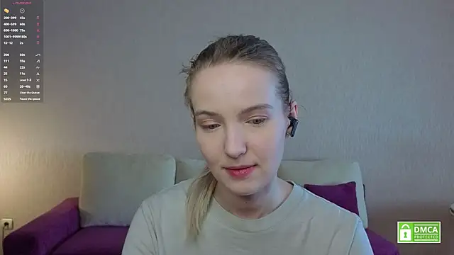 HongTomczak online show from May 2026 07:37:02 AM