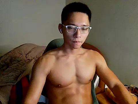 Snapshot of iron0401 chatting on February 2026 04:02:01 PM iron0401 online show from February 2026 04:02:01 PM