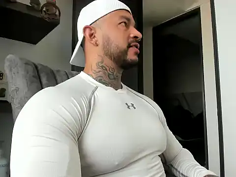 Snapshot of Michael_Fame chatting on February 2026 12:38:02 PM Michael Fame online show from February 2026 12:38:02 PM