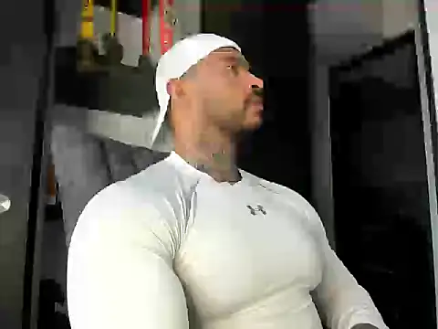 Snapshot of Michael_Fame chatting on February 2026 12:13:02 PM Michael Fame online show from February 2026 12:13:02 PM