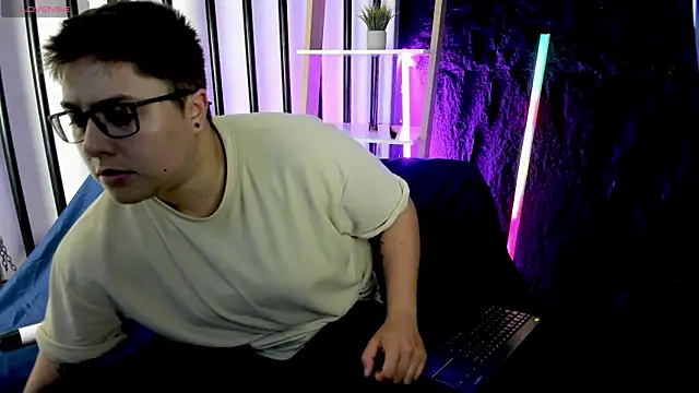 IanGilbert online show from October 2025 09:26:01 PM