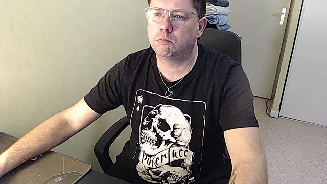 blueandwhite1 online show from February 2025 05:24:02 PM