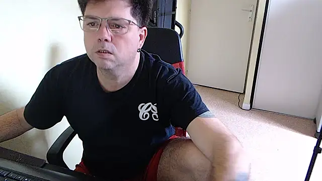 blueandwhite1 online show from February 2026 10:58:02 AM